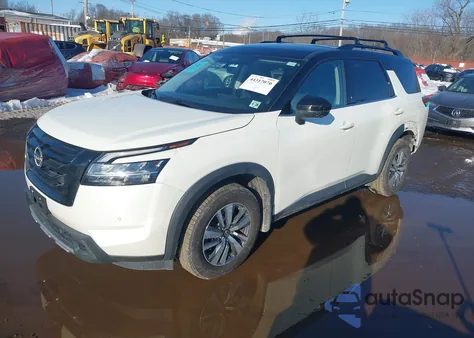 2023 Nissan Pathfinder Sl 4Wd z USA, uszkodzony, nr VIN 5N1DR3CC8PC259385